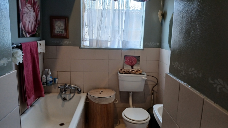 3 Bedroom Property for Sale in Potchefstroom North West